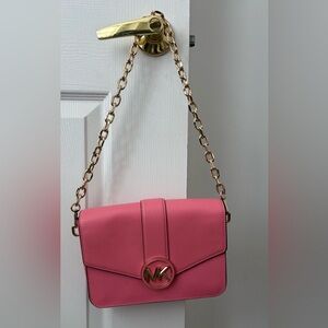 Michael Kors Pink Shoulder Bag with Gold Chain